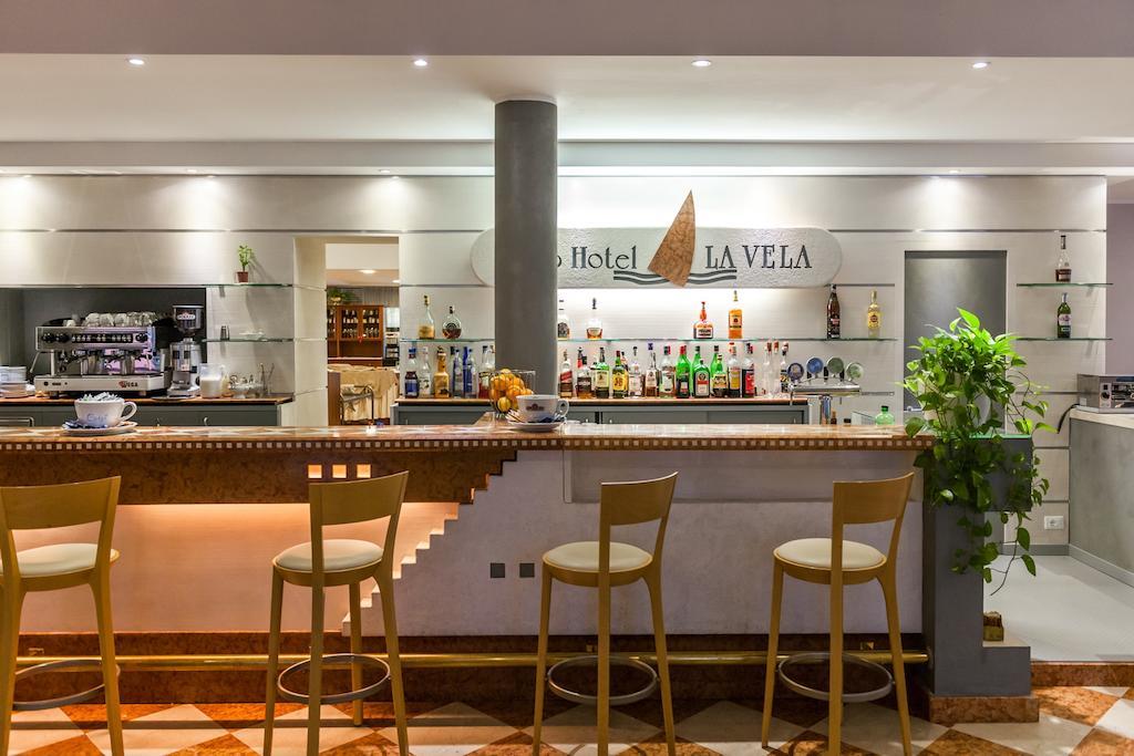 Club Hotel E Residence La Vela Torbole Sul Garda Ngoại thất bức ảnh